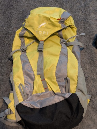 Topi outdoor hiking backpack - topi,