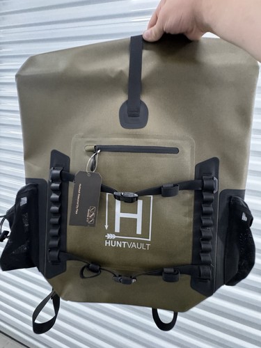Huntvault roll top waterproof - top,
